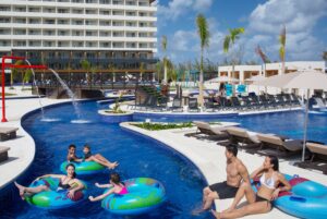 Montego Bay Sangster Airport Transfer to Hotels in Falmouth